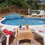 Agali Отель Лименария