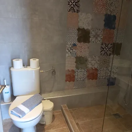 αγκάλη 2*
